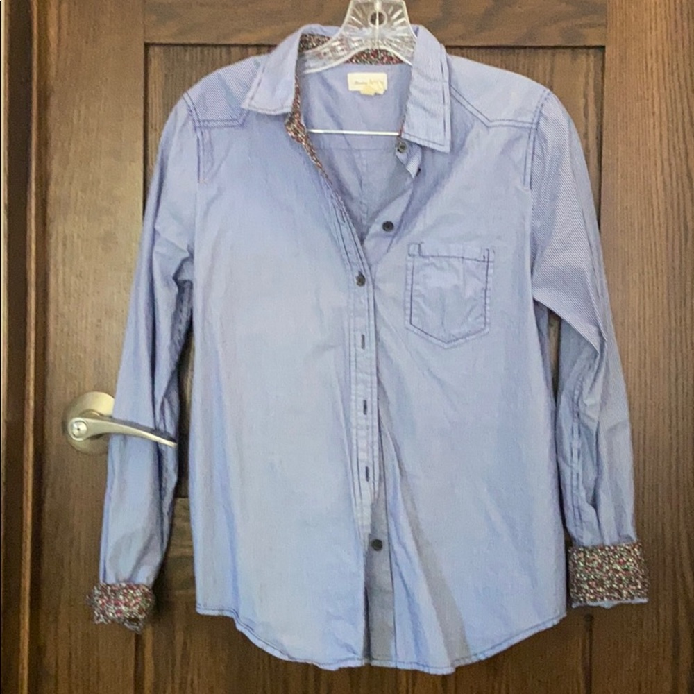 Button down collard shirt with floral cuffs